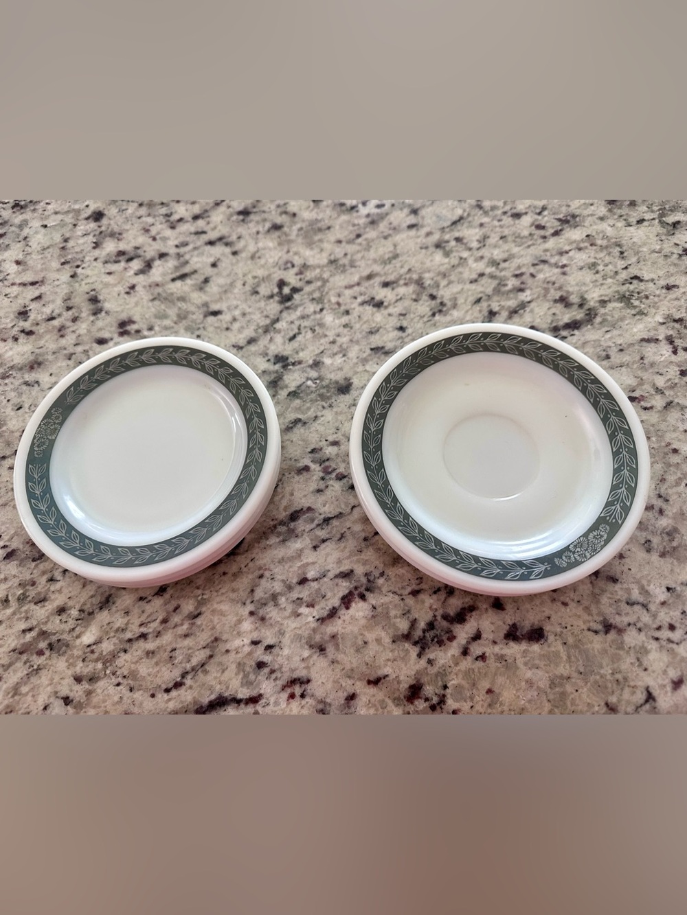 Vintage Corning Pyrex Bread Plates & Saucers Set